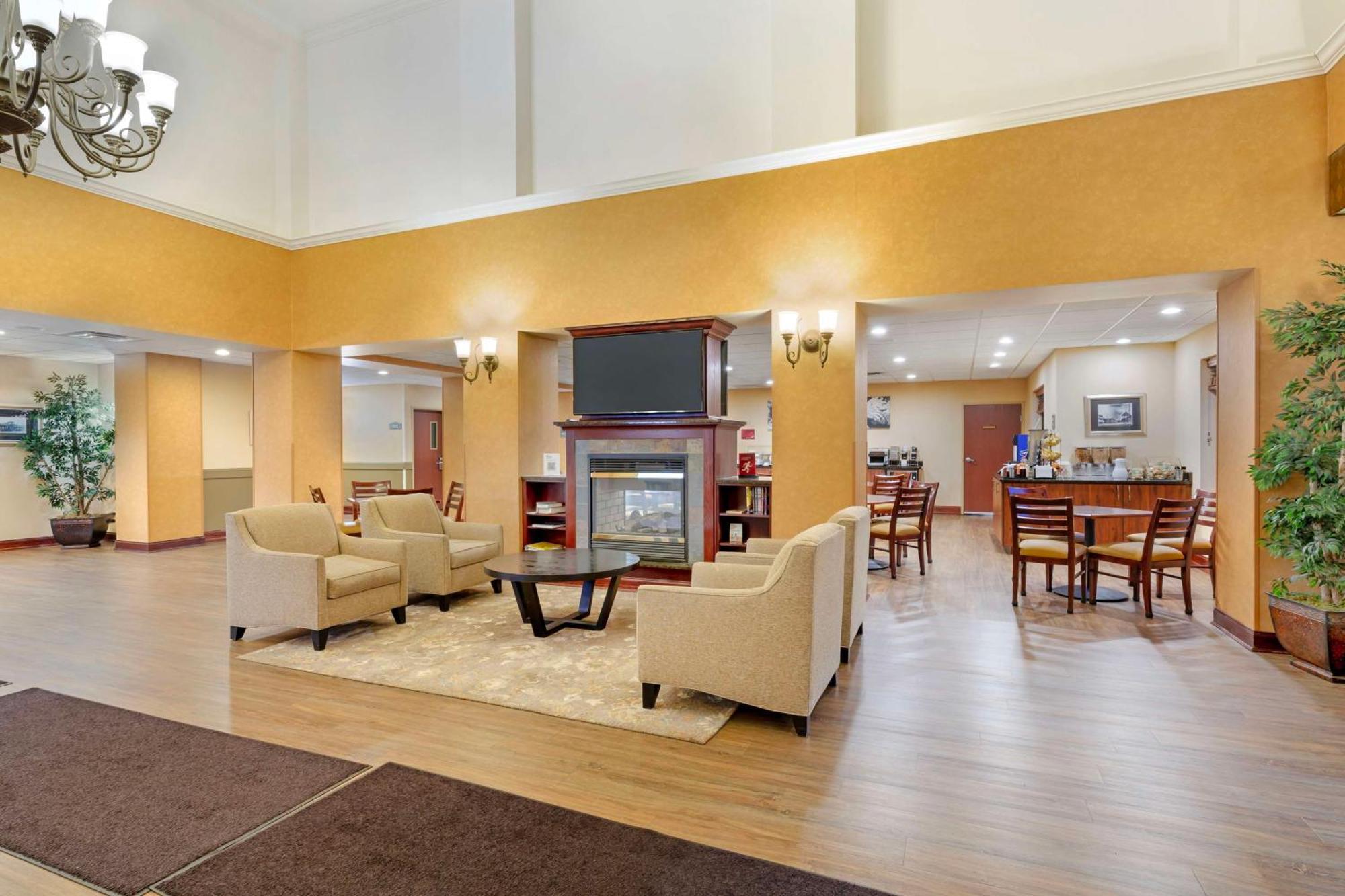 Best Western Plus Victor Inn & Suites Luaran gambar