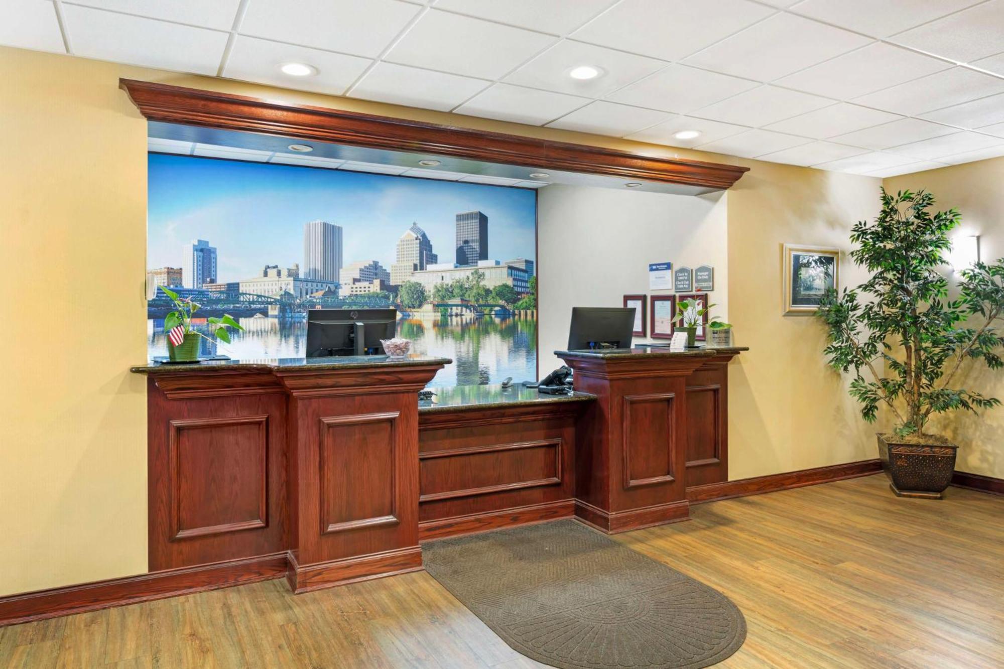 Best Western Plus Victor Inn & Suites Luaran gambar