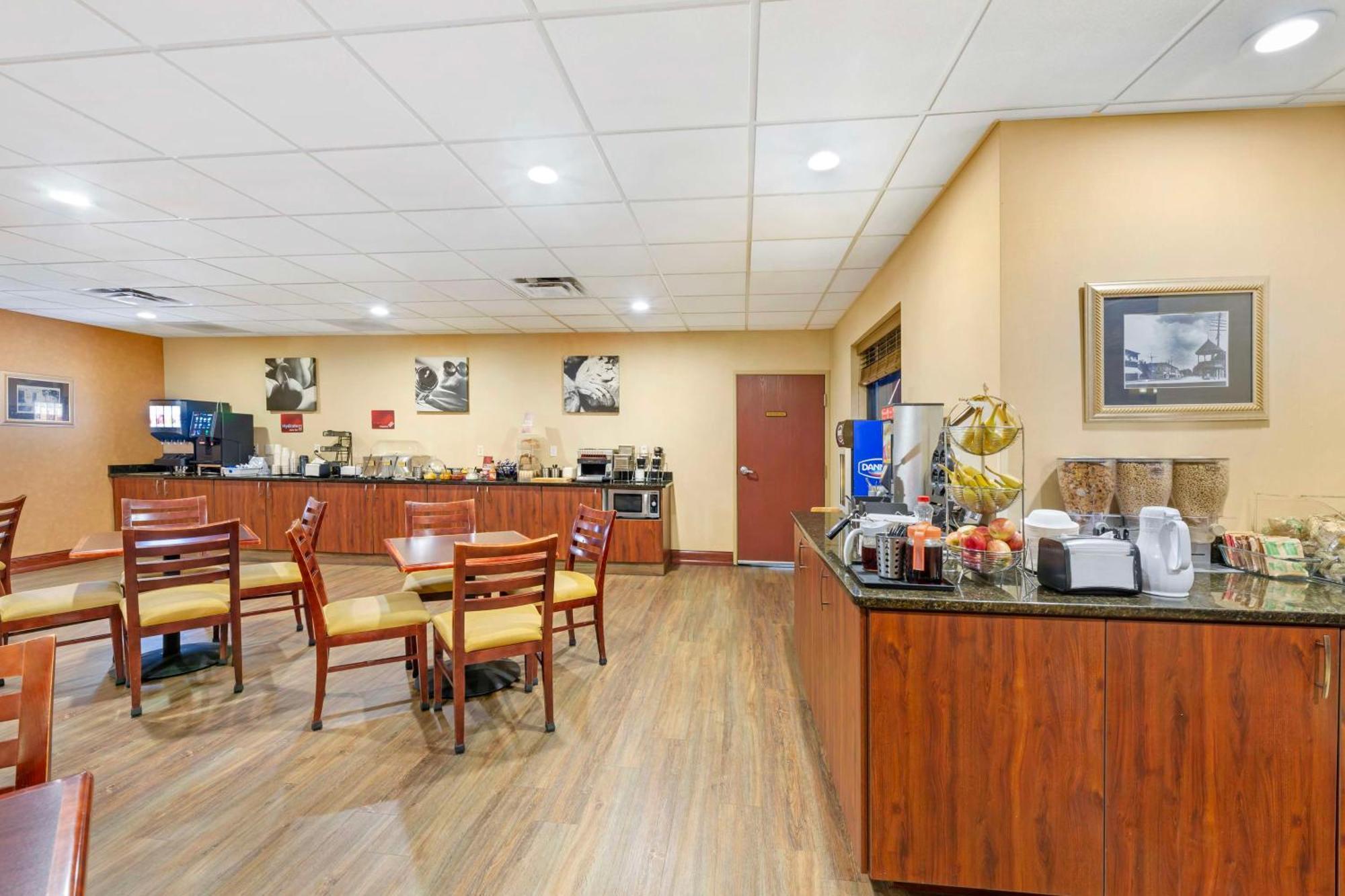 Best Western Plus Victor Inn & Suites Luaran gambar